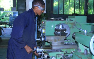 በቴክኒክና ሙያ ተቋማት የሚፈጠሩ ቴክኖሎጂዎች የህብረተሰቡን ህይወት የሚቀይሩ መሆን እንዳለባቸው የደቡብ ኢትዮጵያ ክልላዊ መንግስት የቴክኒክና ሙያ ትምህርትና ስልጠና ቢሮ አስታወቀ::